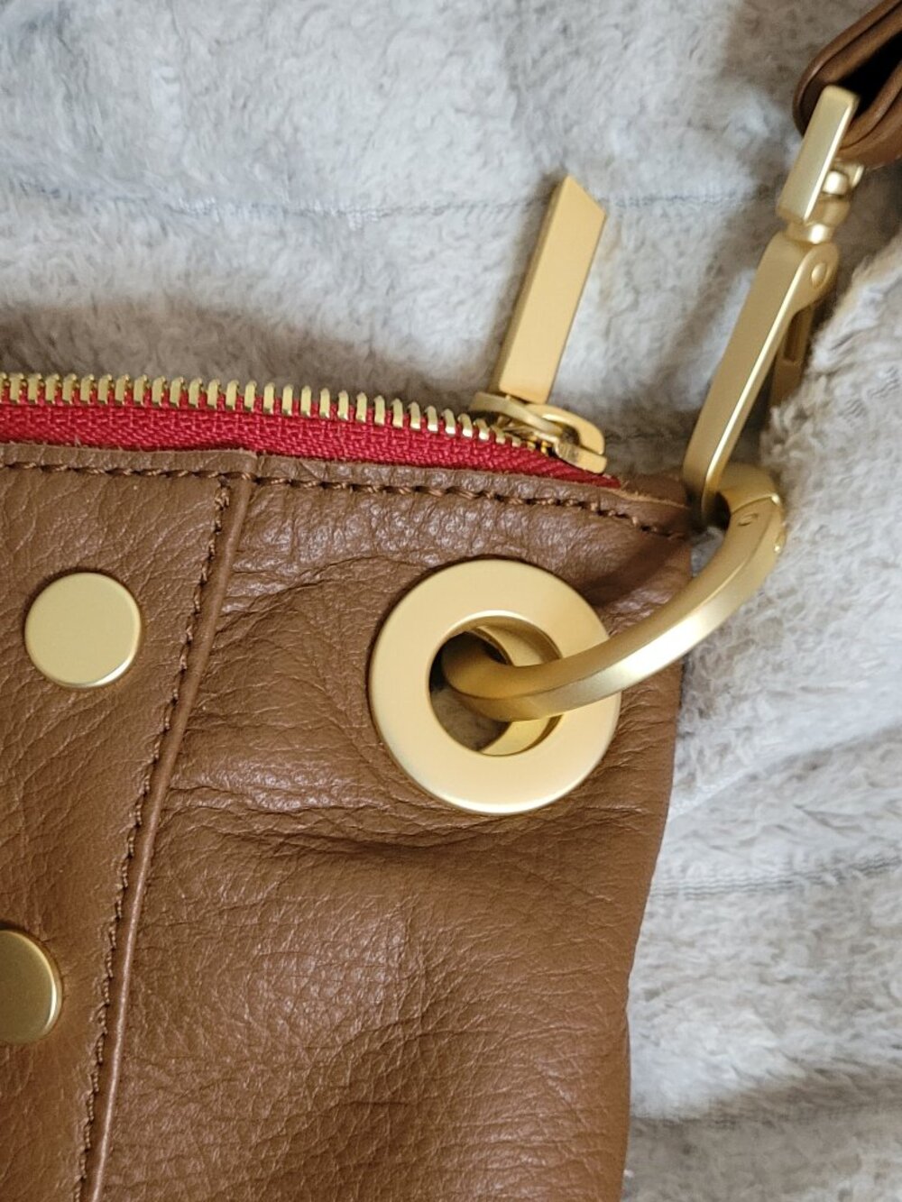 Hammitt Daniel Medium Leather Crossbody Satchel Bag in Mahogany Pebble - Picture 11 of 13
